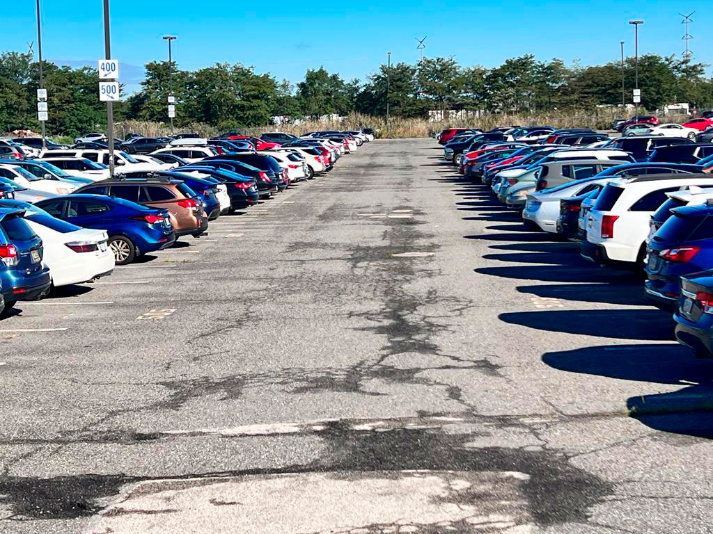 Park Your Car At Newark Airport newark-airportparking.com