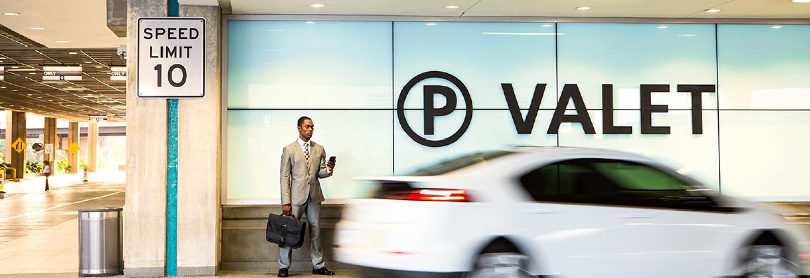 Valet Parking vs. Self-Parking: What’s the Difference?