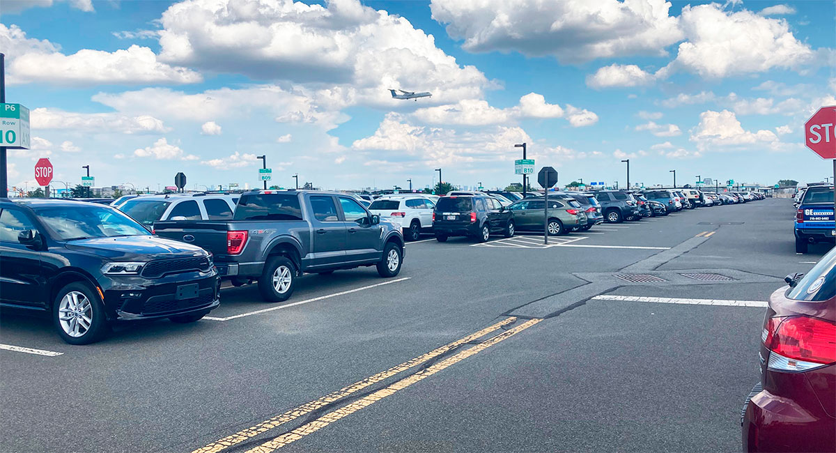 EWR Economy Parking (P6)