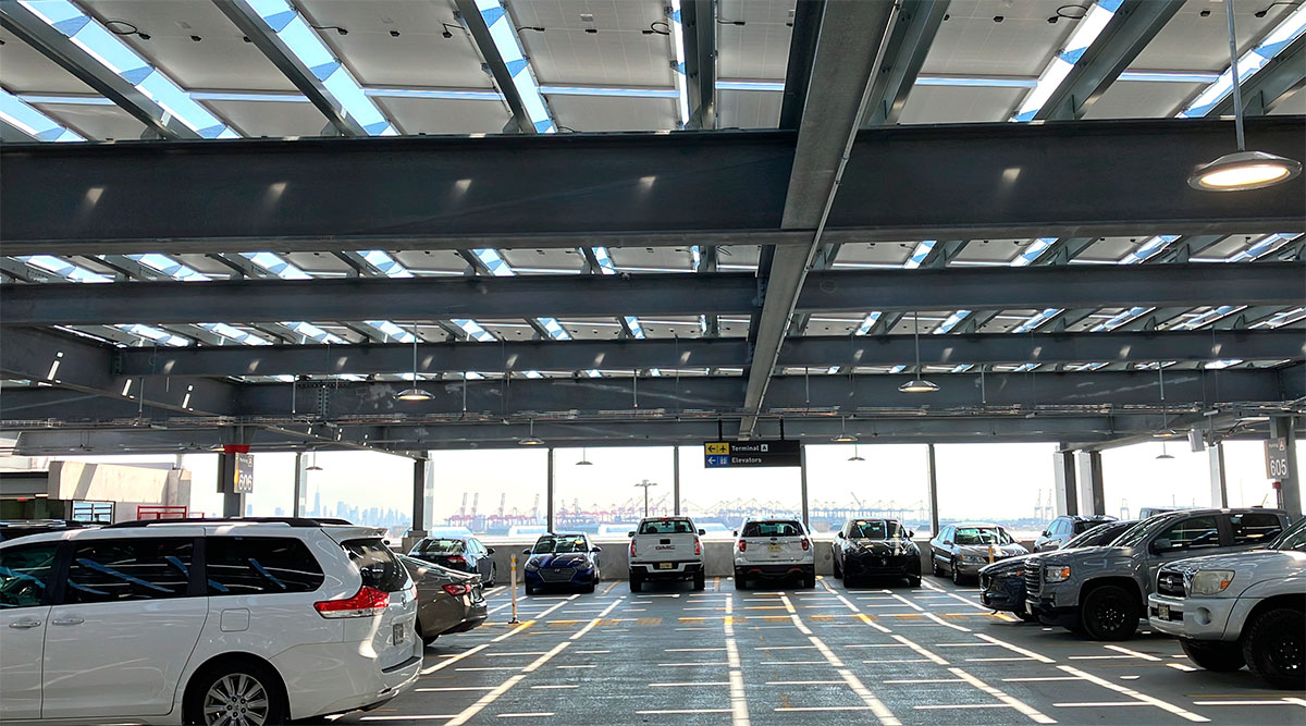 EWR Daily Parking Garage (P4)